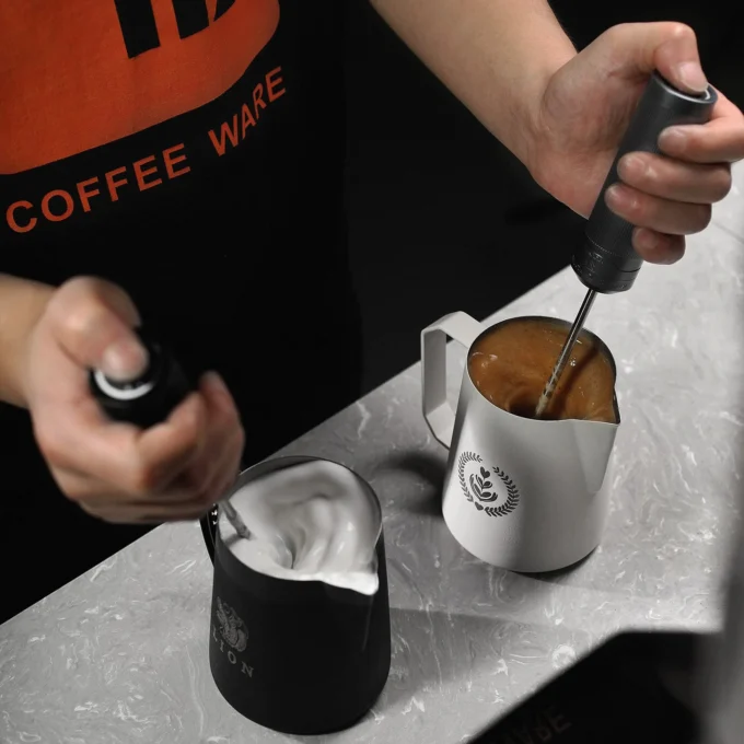 MUVNA Blast Milk Frother Stick — Quiet Handheld Frother