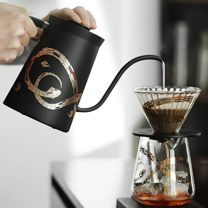 MHW-3BOMBER Assassin Electric Kettle — Serpent Collection