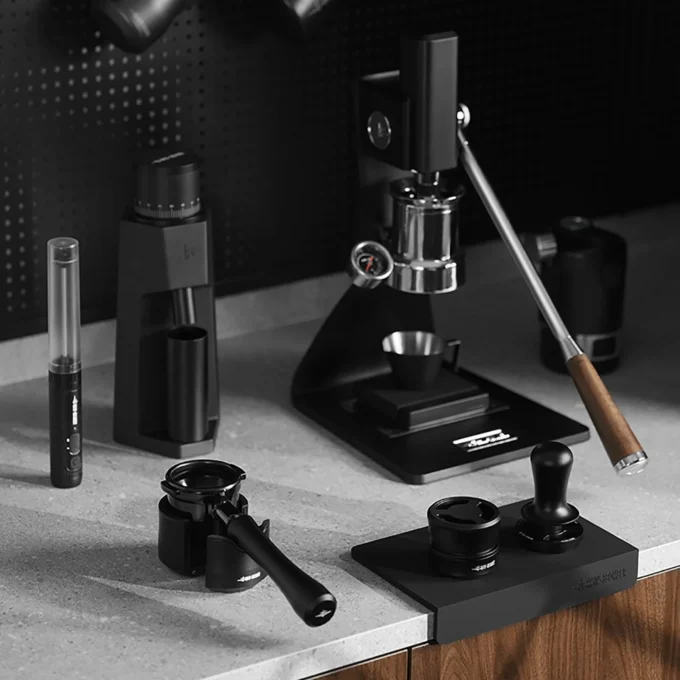 MHW-3BOMBER Astra Universal Portafilter Holder (51-58mm)