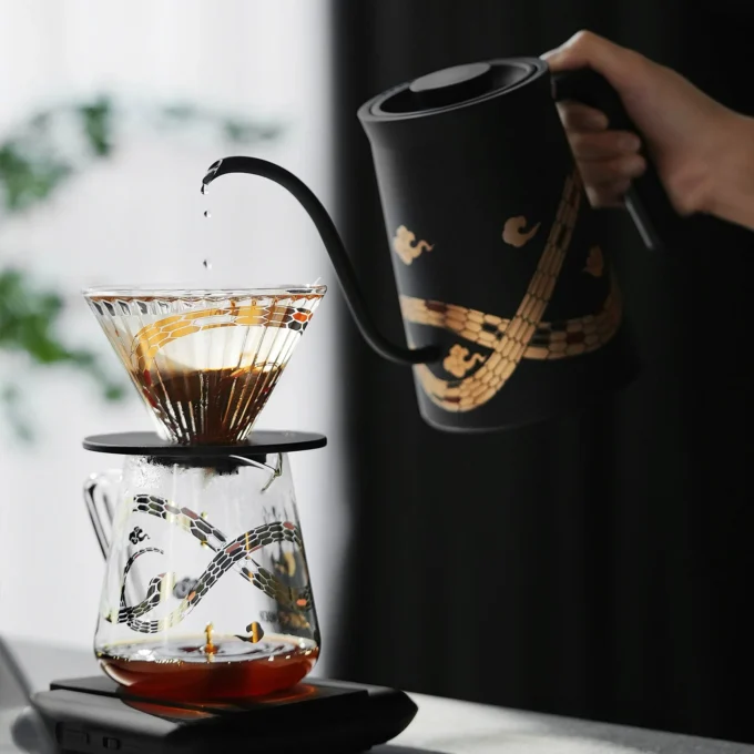 MHW-3BOMBER Elf Coffee Server — Serpent Collection