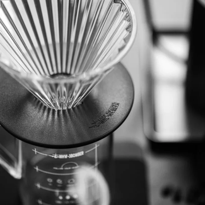 MHW-3BOMBER Elf Glass Coffee Dripper — Pour Over