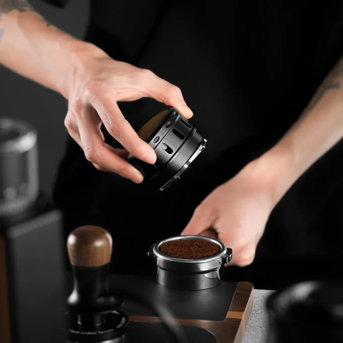 MHW-3BOMBER Falcon Gravity Adaptive Coffee Distributor