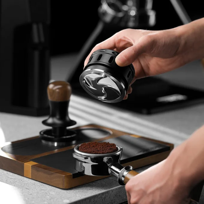 MHW-3BOMBER Falcon Gravity Adaptive Coffee Distributor