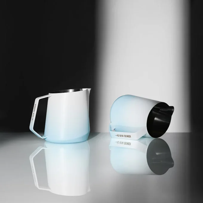 MHW-3BOMBER GT Milk Pitcher — Gradient Blue