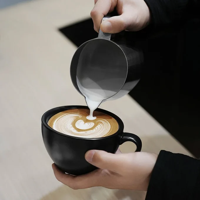 MHW-3BOMBER GT Milk Pitcher — Gradient Blue
