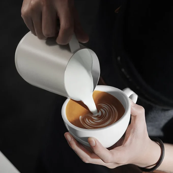 MHW-3BOMBER GT Milk Pitcher Matte White (400/500/600ml)