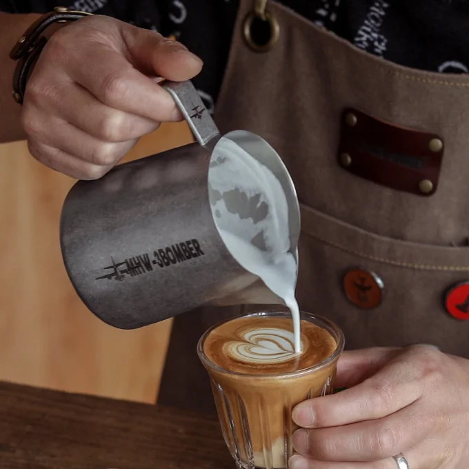 MHW-3BOMBER Latte Art Pitcher 5.0 Silver Spot (500/600ml)