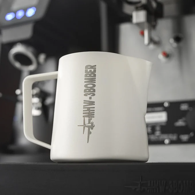 MHW-3BOMBER Latte Art Pitcher 5.0 White (400/500/600ml)