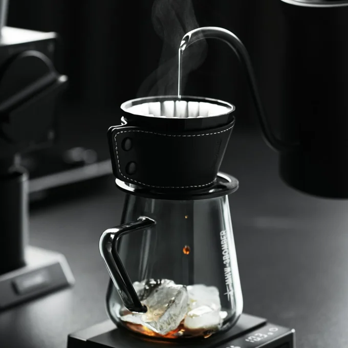 MHW-3BOMBER Meteorite Flat-Bottom Pour Over Dripper