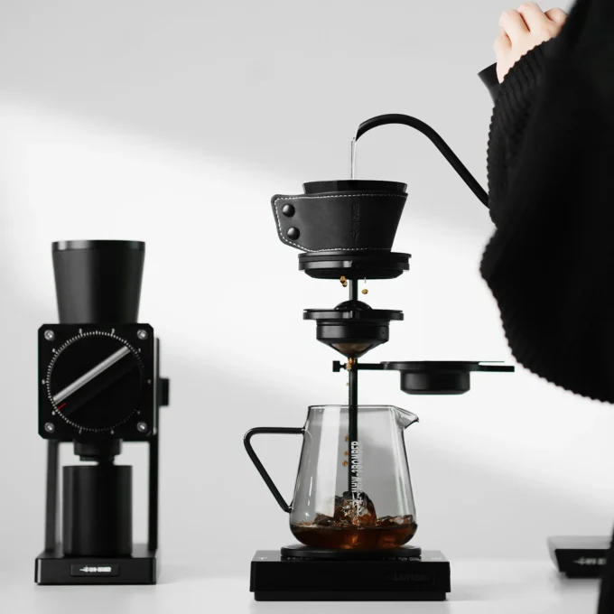 MHW-3BOMBER Meteorite Flat-Bottom Pour Over Dripper