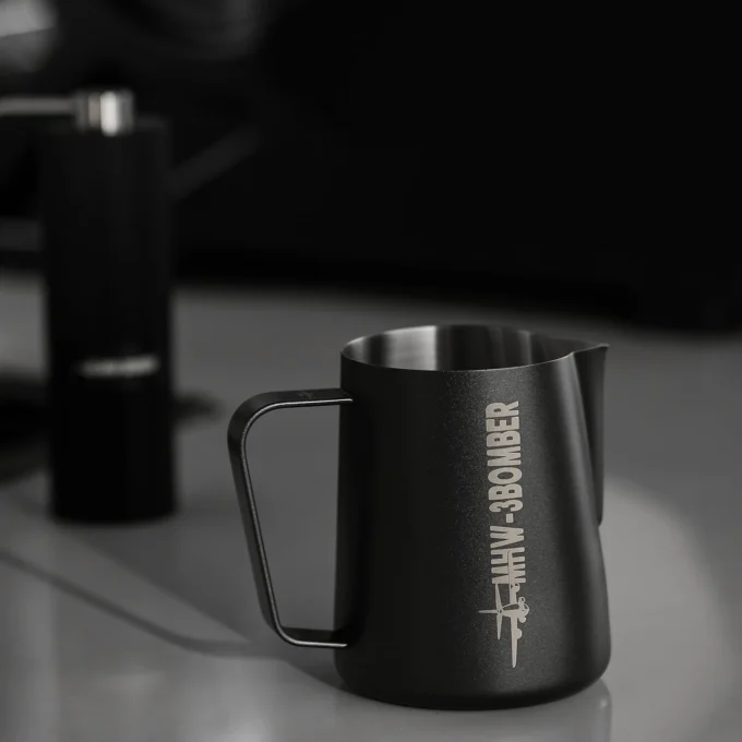 MHW-3BOMBER Milk Frothing Pitcher 3.0 Matte Black (450/600ml)