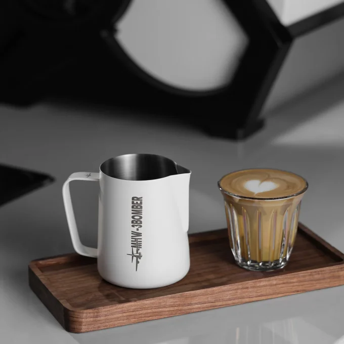 MHW-3BOMBER Milk Frothing Pitcher 3.0 White (450/600ml)