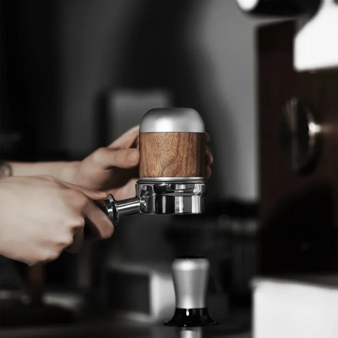 MHW-3BOMBER Nova Dosing Cup (53/58mm)