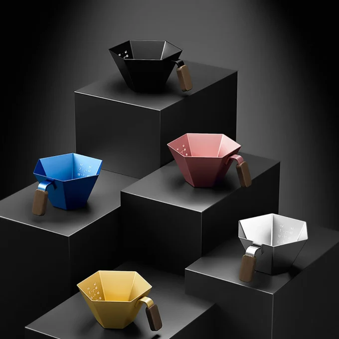MHW-3BOMBER Prism Measuring Cup 100ml