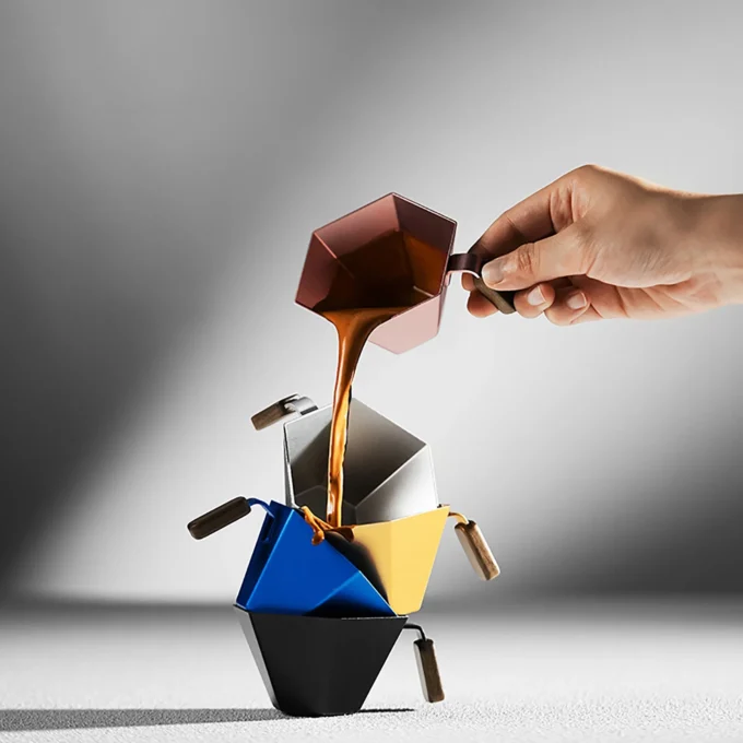 MHW-3BOMBER Prism Measuring Cup 100ml