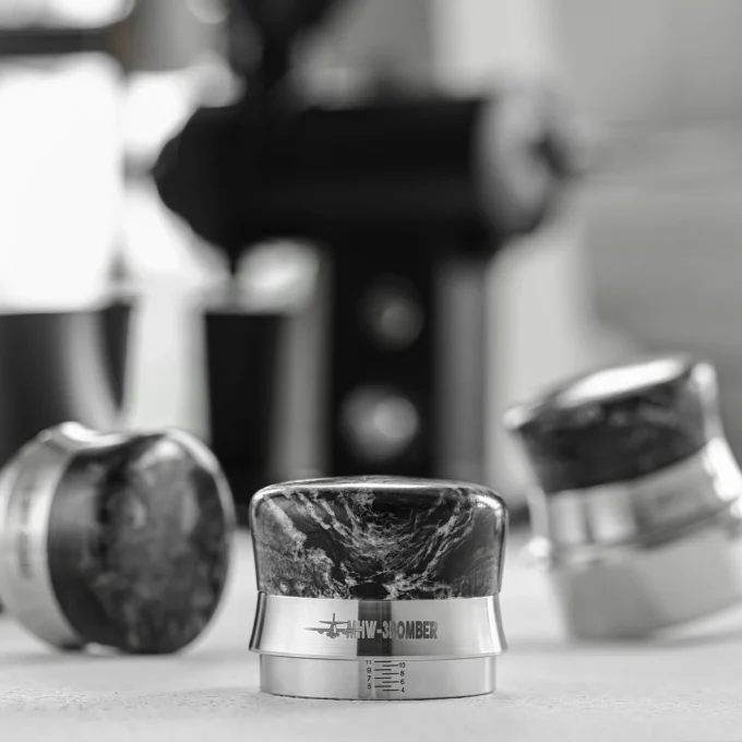 MHW-3BOMBER Sokudo Marble Distributor & Tamper (58.35mm)