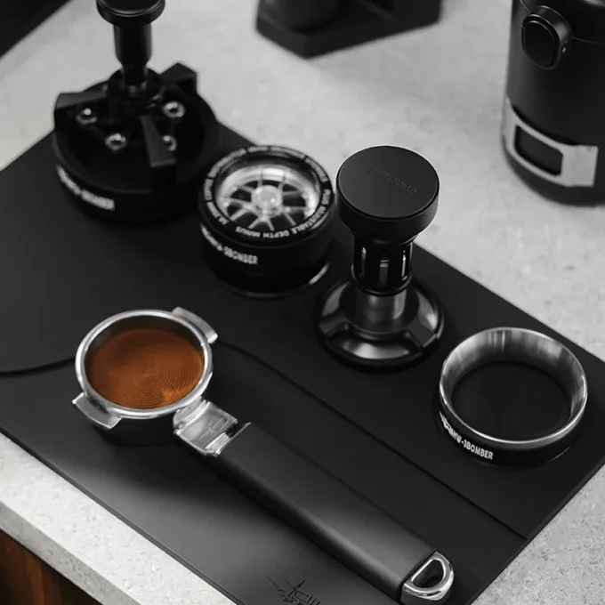 MHW-3BOMBER YU Series Tamping Base Mat