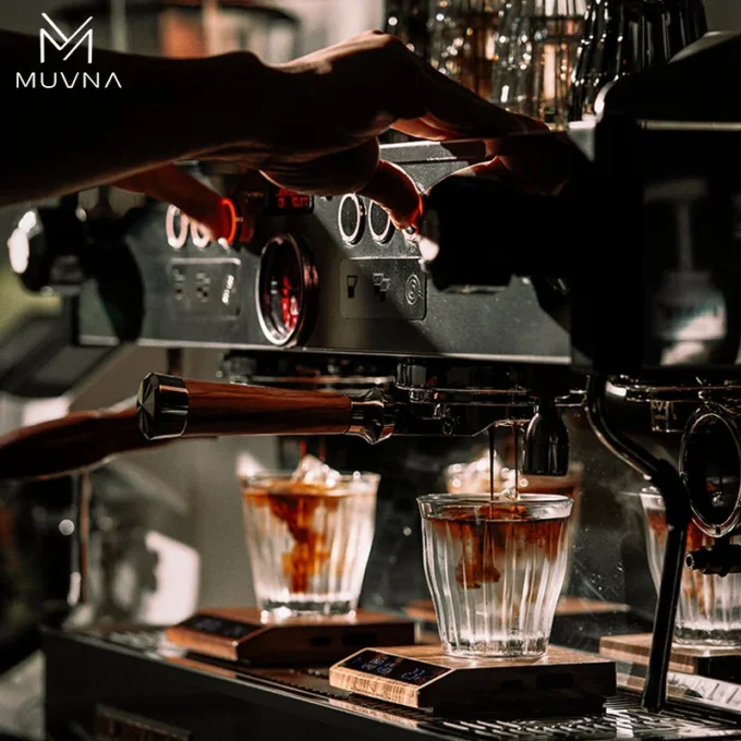 MUVNA Smart Coffee Scale — Inclined Wood Top Model